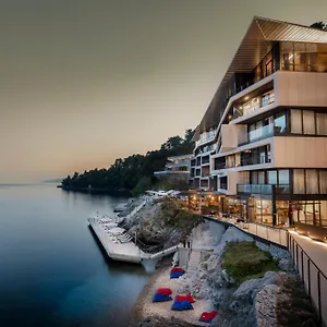 Design Navis Hotel